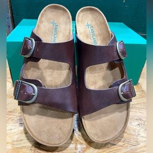 Brand new Eastland Cambridge sandal in dark Walnut.